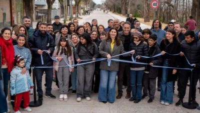 Moreno: Mariel Fernndez y Gabriel Katopodis inauguraron obras y presentaron patrulleros