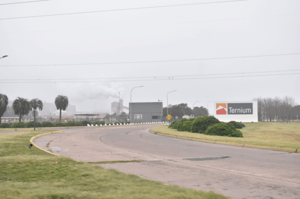 Ternium despide a ms de 150 empleados de limpieza en represalia por la huelga de contratistas en su planta de General Savio