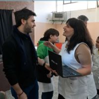 Torres entreg tecnologa a escuelas rurales de la Comarca Andina