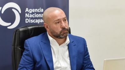 El Gobierno no logra contener la crisis por las presuntas coimas y preocupa la estrategia de Spagnuolo
