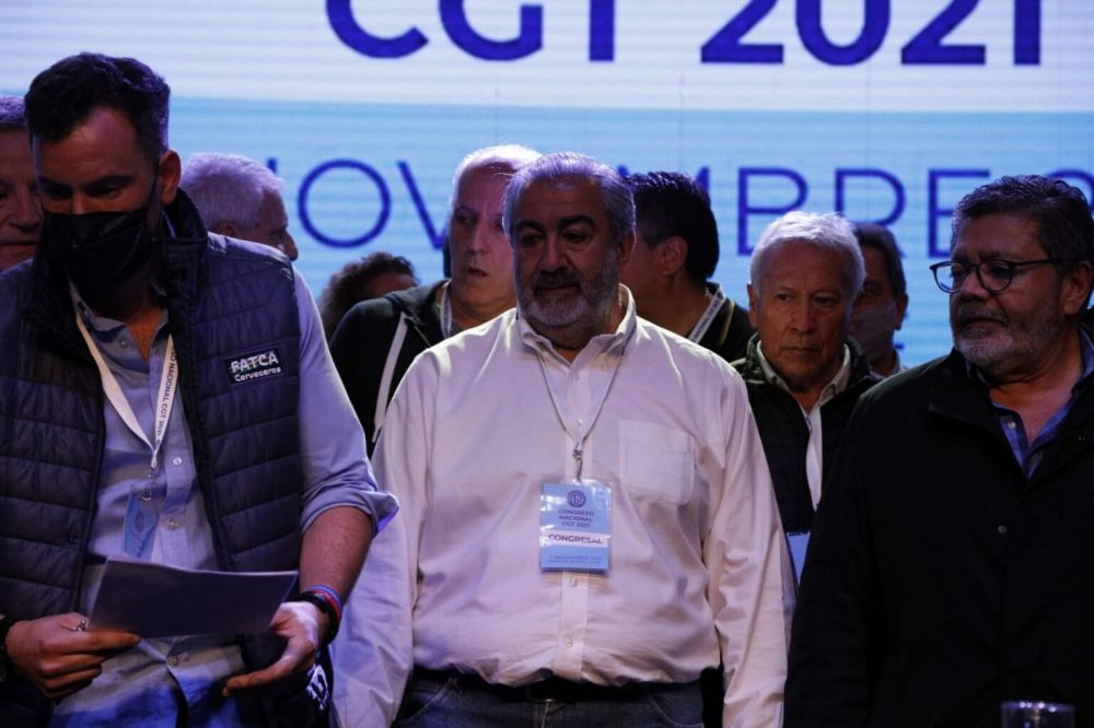 La plana mayor de la CGT va a Ezeiza y pone en marcha el engranaje para renovar sus autoridades