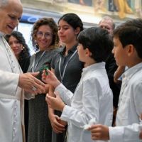 El Papa: La misin de la Iglesia es dar testimonio del encuentro con Dios
