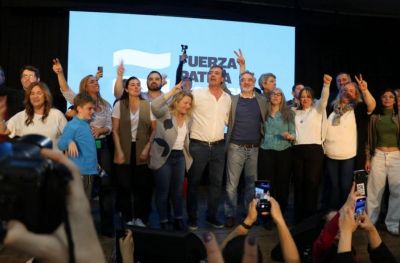 Fuerza Patria lanz su campaa en Roca con un guio a Mara Emilia Soria para 2027