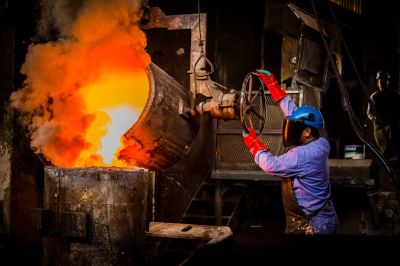 La industria de la fundicin cay 11,3% interanual en julio y marc el nivel ms bajo de 2025: Alarma por los empleos industriales