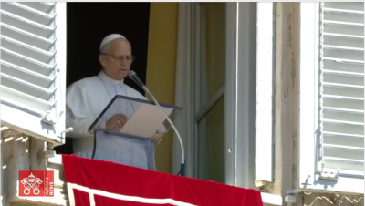 ngelus del Papa: Que la Iglesia sea para todos un taller de humildad