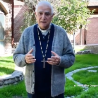 Mons. Lozano: 