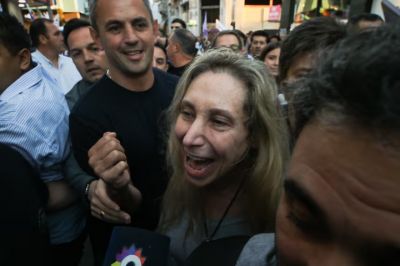 Un nuevo fracaso del violeta o nada de Karina Milei, que reivindica al dialoguista Caputo en la interna del Gobierno