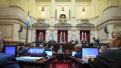 Acosado por denuncias, Milei se prepara para otra semana de disgustos en el Congreso