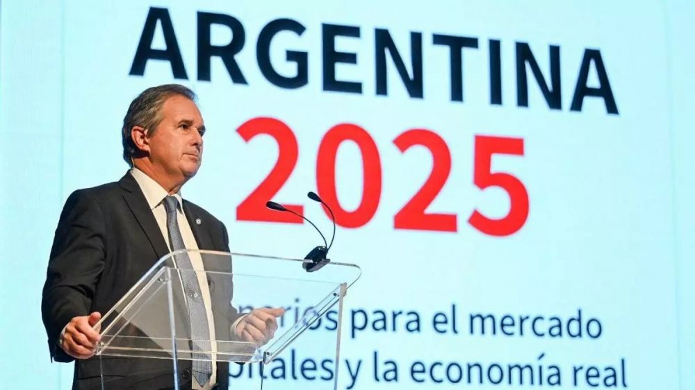 El Gobierno anunci que intervendr en el mercado libre de cambios para contribuir a su liquidez y normal funcionamiento