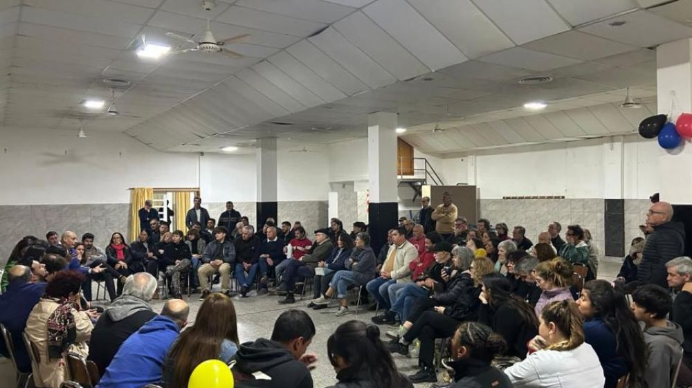 El Movimiento Derecho al Futuro convoca a marchar por los tercerizados de Ternium Siderar