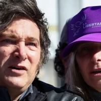 Sin poltica, ni economa, Milei ya ni siquiera maneja las redes sociales