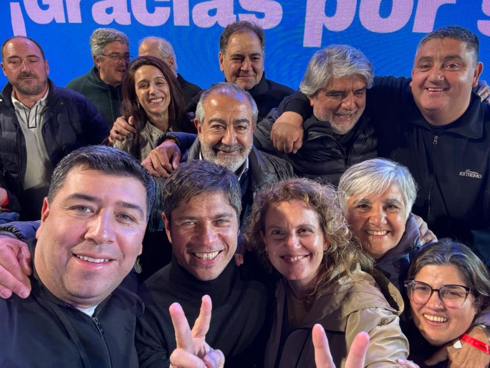 Todo el arco sindical festej en el escenario de Fuerza Patria y se abre un nuevo camino tras los comicios bonaerenses