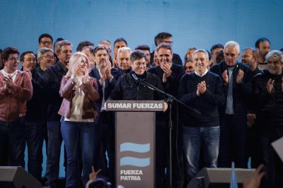 Kicillof capitaliz la victoria bonaerense, se mostr como el lder del peronismo y dio un mensaje nacional