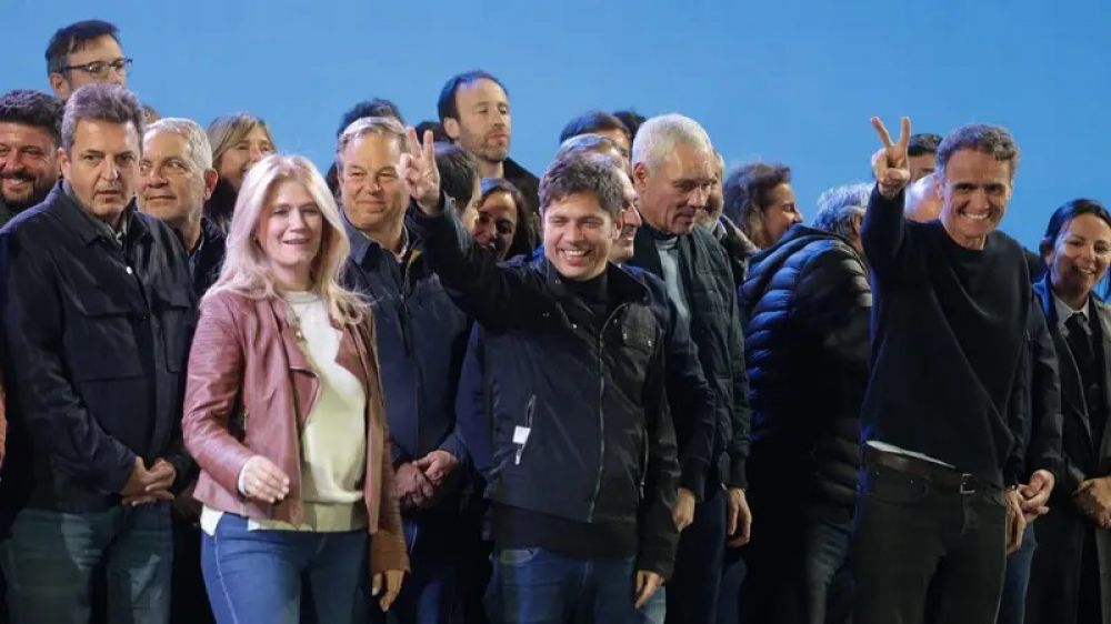 Kicillof celebr su triunfo con un mensaje a Milei: 