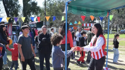 La Asociacin de Empleados de Despachantes de Aduana celebr el Da de la Niez con juegos, msica, magia y variadas sorpresas