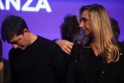Urgido por la derrota, Milei prueba a su mesa poltica pero el Gobierno sigue repleto de interrogantes