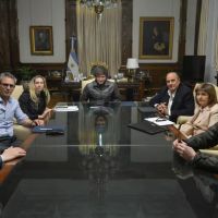 Sin modificaciones en el equipo ni en el programa, Milei se conforma con exhibir otra dinmica en la toma de decisiones