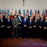 Los gobernadores esperan un gesto de Javier Milei con la ley de reparto de ATN