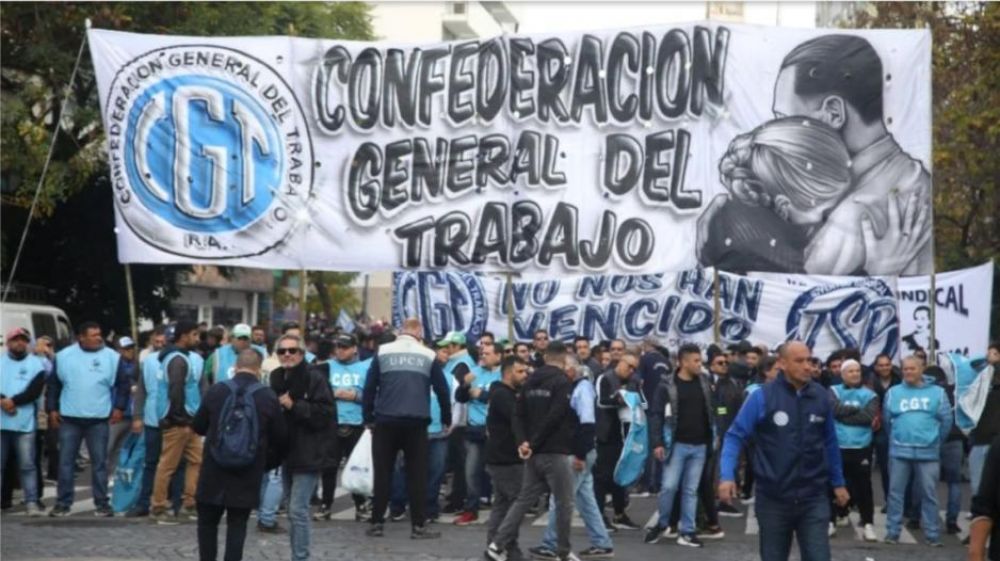 La CGT endurece su pulseada contra el gobierno pero sin paros: presionar fuerte por paritarias con ms movilizaciones