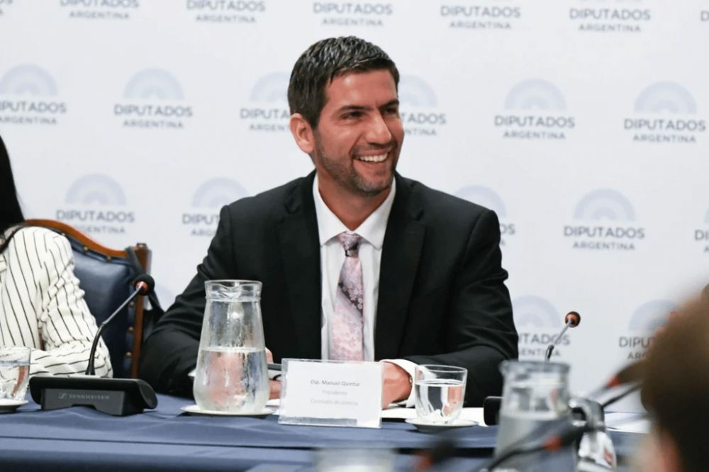 Trabajadores del Ingenio Ledesma denunciaron persecucin poltica del Gobierno Libertario para quedarse con la clnica y la obra social de los azucareros