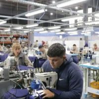 La industria hoy: disminucin de las ventas, cierres, reconversin y despidos
