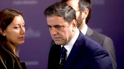 Lisandro Cataln inaugura mesa con las provincias y recibe a gobernadores aliados
