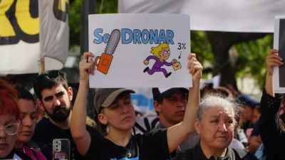 Tras perder la eleccin, Milei cerr 32 centros que ayudan a jvenes a dejar las drogas