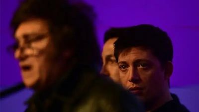 Qu espera Milei para octubre, el fin del romance para EEUU y la nueva alianza de Santiago Caputo con el PRO