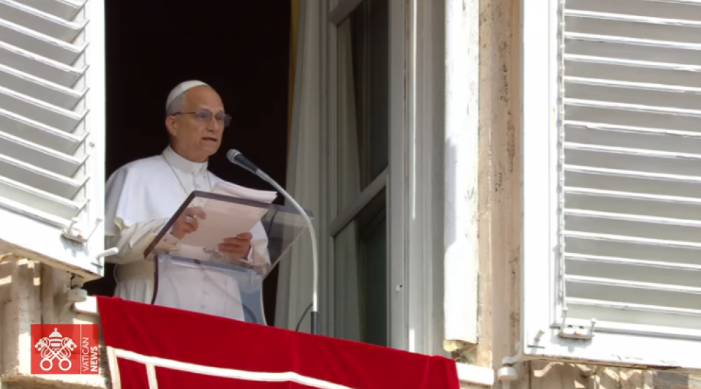 ngelus del Papa: la Cruz, de instrumento de muerte a signo de vida