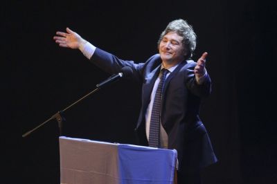 El Gobierno prepara la mquina de humo para disimular las internas