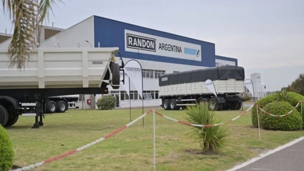 Denuncian despidos, suspensiones y ritmo de produccin insostenibles en la empresa de guantes industriales Randon SA