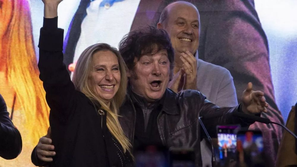 Duras crticas del Wall Street Journal y el Financial Times hacia Karina Milei