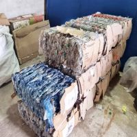 Vicua Mackenna: Enfardan botellas plsticas para su posterior reciclaje