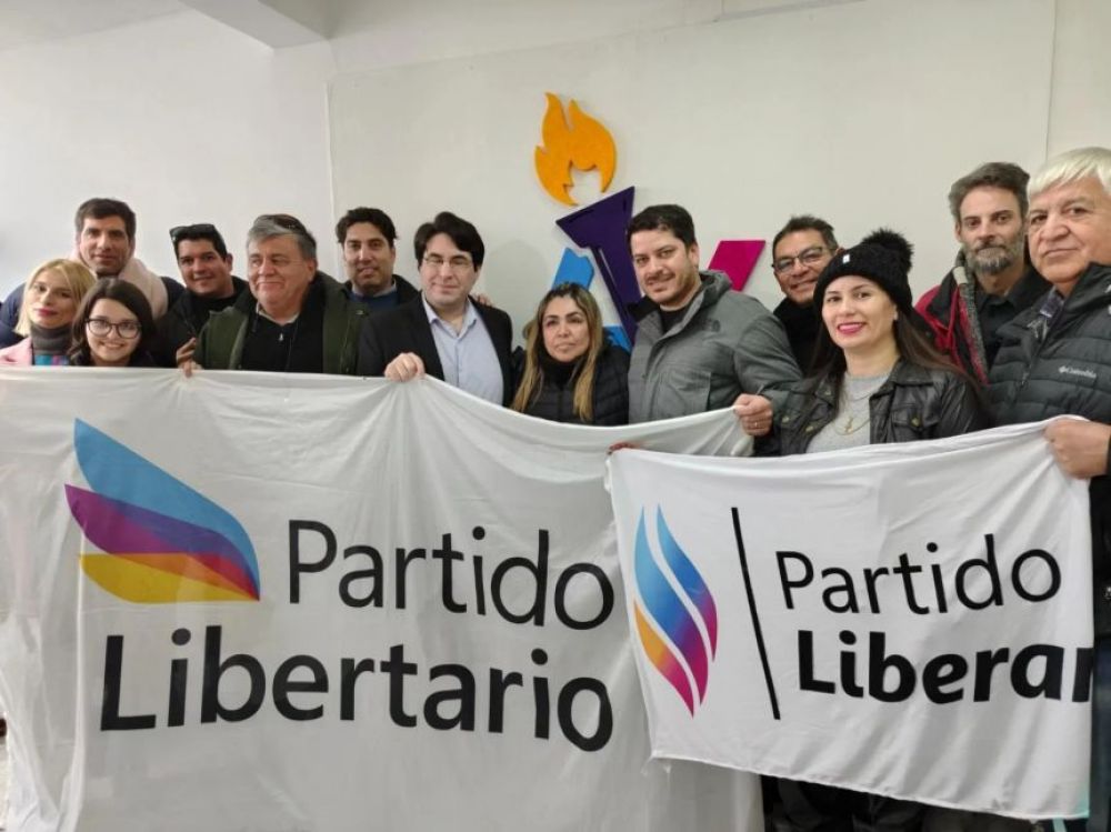LLA gan la pulseada y el Partido Libertario de Chubut no podr usar el violeta