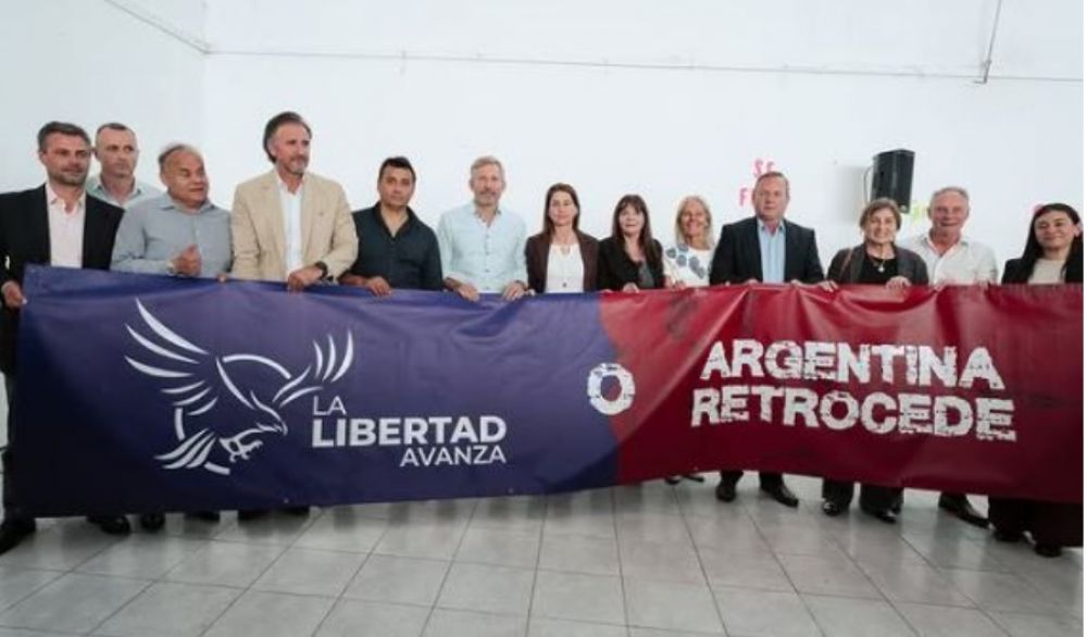 Frigerio lanz su campaa junto a candidatos libertarios: 