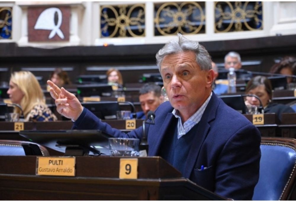 Zona Fra: Pulti, Cheppi y Topo Rodrguez repudiaron la intencin del Gobierno