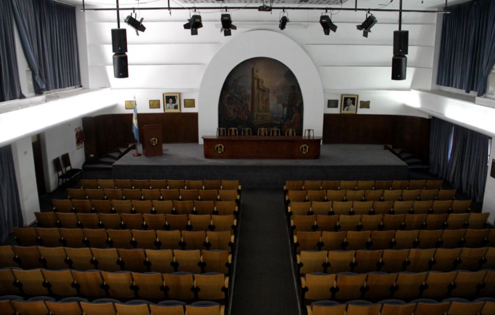 Comienza a definirse el futuro de la CGT: el Felipe Vallese recibe al Comit Central Confederal