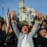 Docentes universitarios celebraron el rechazo a los vetos de Milei en diputados: 