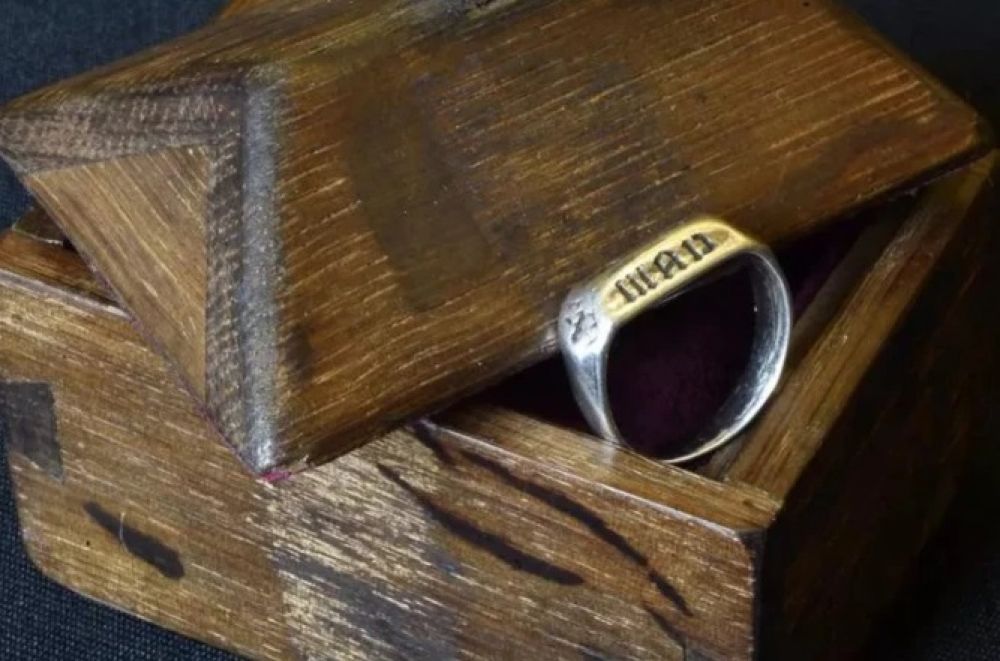 El anillo de Juana de Arco: un osado robo moderno devolvi a Francia la ltima reliquia de la santa