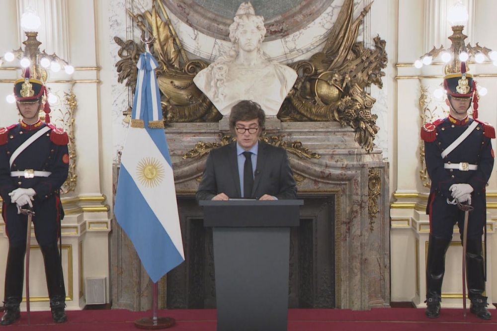 Milei, el len herbvoro: se pone al frente de la campaa en busca del voto republicano