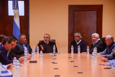 Walter Correa llev al Confederal el respaldo de Axel Kicillof que consolid su alianza con la CGT
