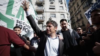 Kicillof reuni a 82 intendentes y lanz la campaa contra Milei en Ensenada