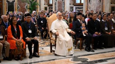 El Papa a los indonesios: Sigan siendo constructores de puentes entre los pueblos