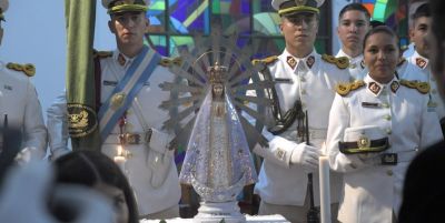 La Virgen de Lujn: Comandante Generala de la Gendarmera
