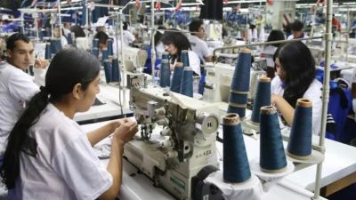 La industria textil despidi a 20.000 trabajadores desde que asumi Javier Milei