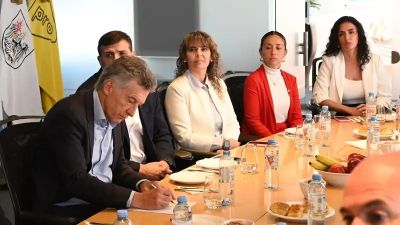Macri respald la gestin econmica de Caputo ante sus candidatos y en el PRO creen que el Gobierno los necesita aunque Milei no llama