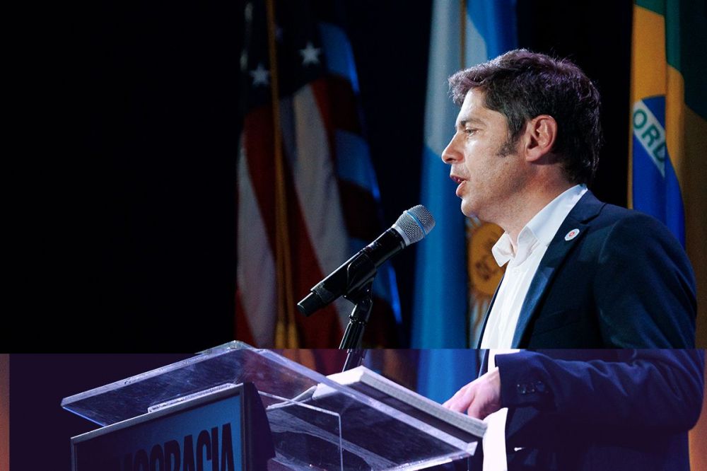 Kicillof homenaje a Mujica, fustig a Milei y pidi por Cristina libre