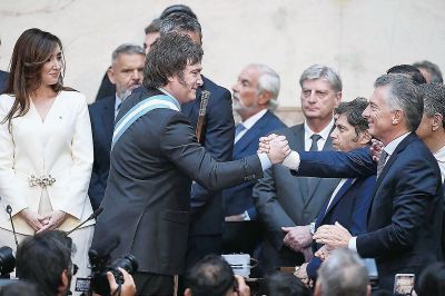 En La Libertad Avanza creen que Macri se sube el precio para que lo llamen al gobierno de unidad nacional