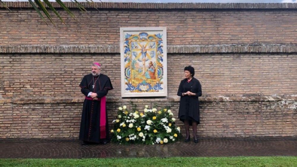 La Virgen del Pilar ya tiene tambin su lugar en los Jardines Vaticanos