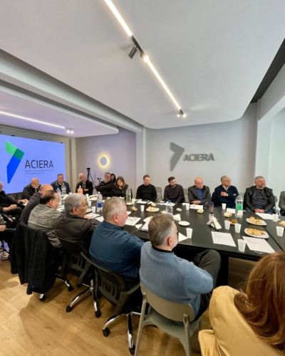 Encuentro con representantes de las denominaciones